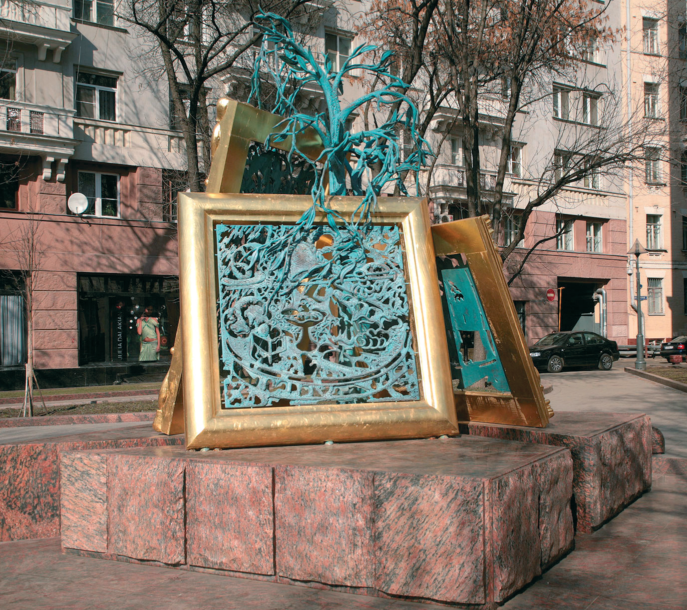 Памятник Владимиру Набокову