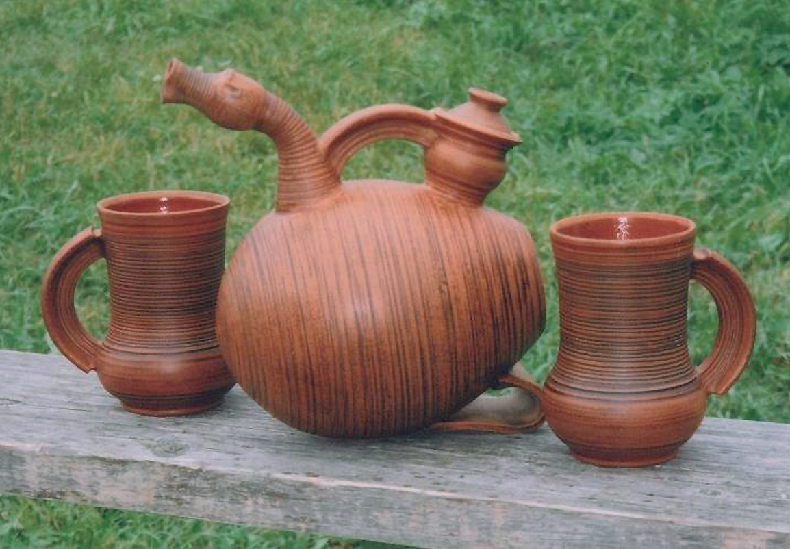 Кухня, пивные кружки